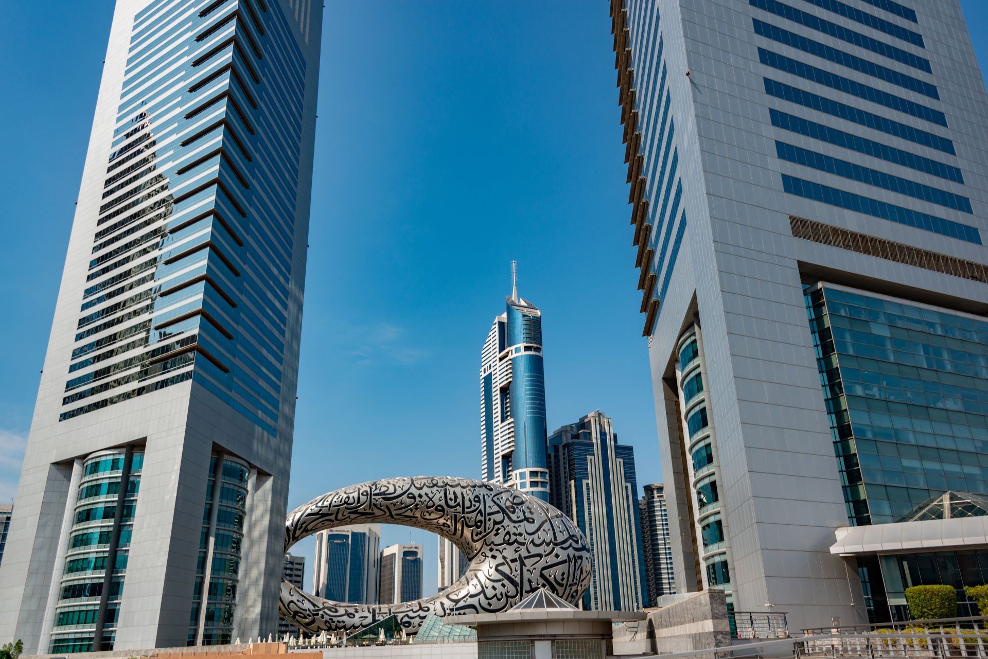 Dubai Futuristic Splendor & Desert Magic